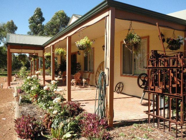 Enderslie House 4*
