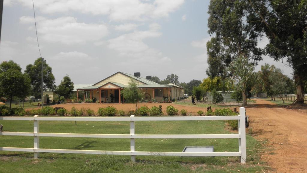 Bed & Breakfast Enderslie House Muchea